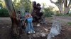 002_Mambray_Ck_big_old_tree.jpg